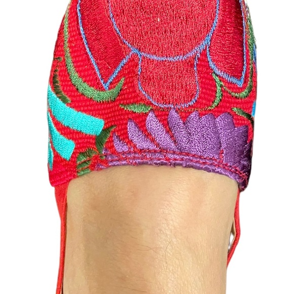 Embroidered Womens Shoes, Mexico Embroidered Shoes, Red Shoes, Red Flats, Red Sh - Picture 5 of 8